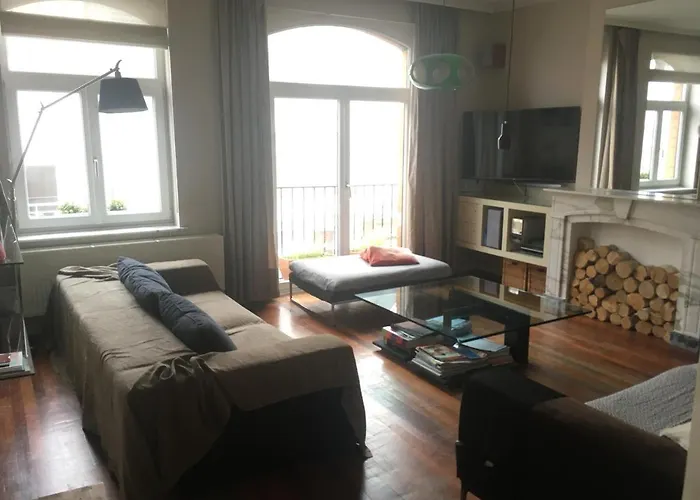 Family 200m From 3 Bedrooms 2 Bathrooms Terrace Appartement *
