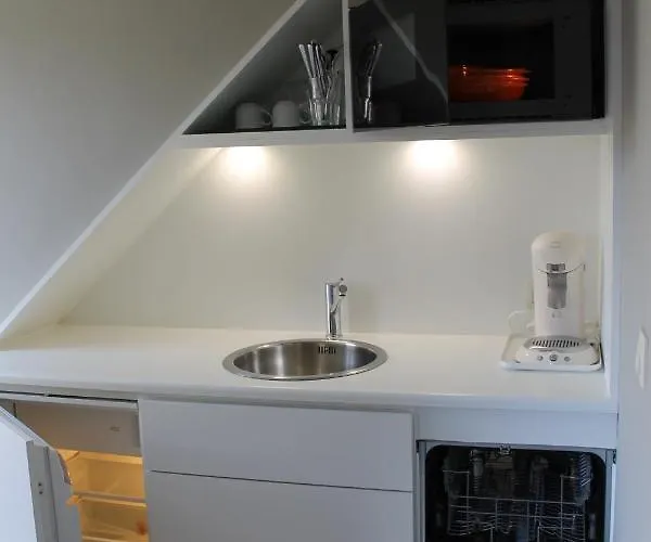 Family 200m From 3 Bedrooms 2 Bathrooms Terrace * Oostende