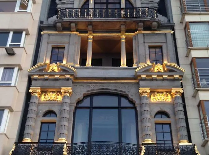 Family 200m From 3 Bedrooms 2 Bathrooms Terrace Oostende